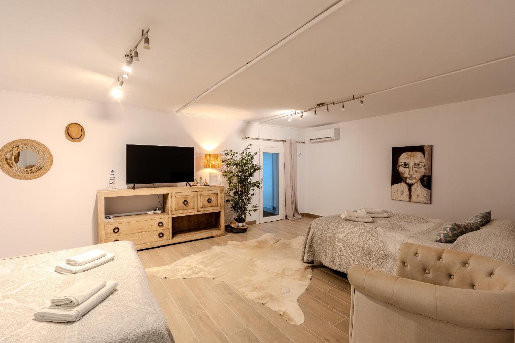 Casa Blanca Villa Манилва Екстериор снимка